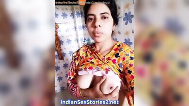 Hot Punjabi aunty showing boobs in video
