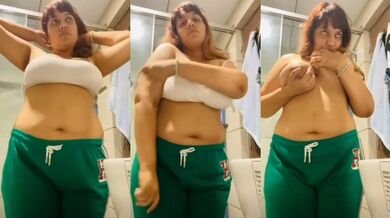 Busty Punjabi aunty shows asshole in nude show