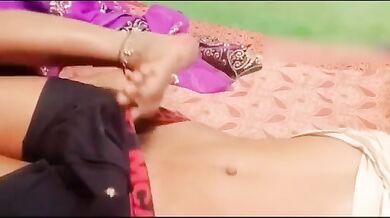Village saree aunty xxx gaand sex video