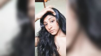 Big boobs pune girl shows off in marathi xxx porn