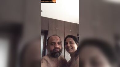 Muslim baba fucking big boobs aunty - hot video