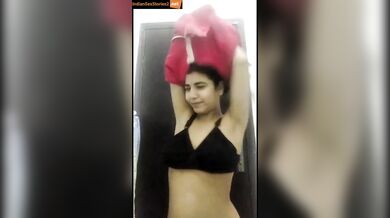 Sexy pakistani tiktok girl big boobs video