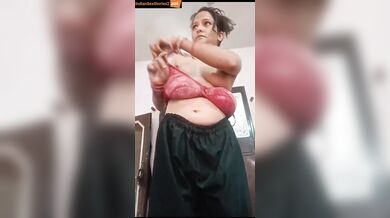 Punjabi milf shows naked body while clothes change