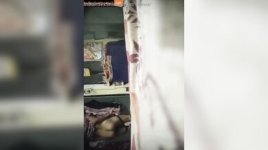 Aunty clothes change in hidden cam sexy video