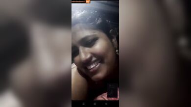 Innocent odiya milf showing pussy in nude video chatting