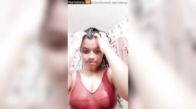 Sexy bhabhi shows big boobs in hot bathroom mms