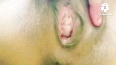 Dehati village aunty showing her nude chut in khet