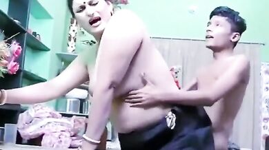 Desi servant boy and bengali aunty fucking in xxx series