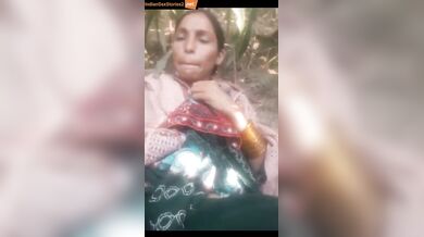 Rajasthani muslim callgirl bhabhi taking big lund in farm