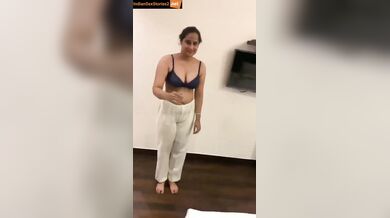 Desi honeymoon mms leak – wife strips to show clean shaved pussy