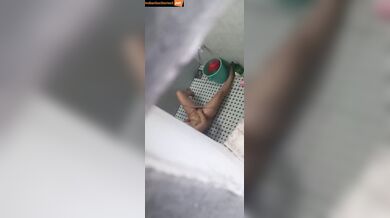 Leaked sex video of Indian sister caught masturbating