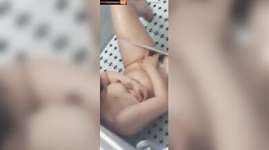 Leaked sex video of Indian sister caught masturbating