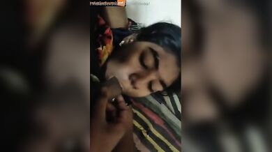 Young tamil girlfriend hot blowjob mms clip