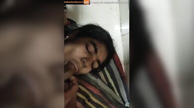 Young tamil girlfriend hot blowjob mms clip
