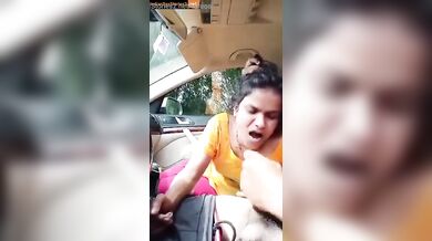 Desi marathi maid girls sucks and eats cum in car mms
