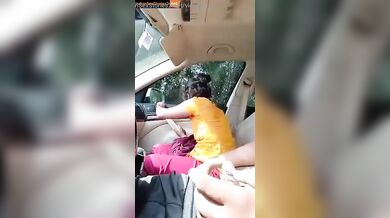 Desi marathi maid girls sucks and eats cum in car mms