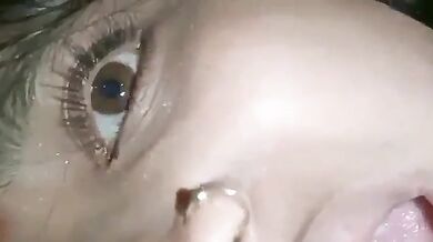 Desi girl tight pussy fuckikng at home (XXX video)