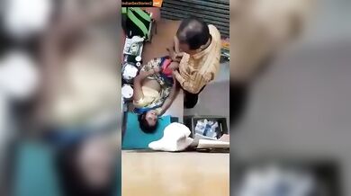 Bihari doctor finger fucked bhabhi - Hidden cam mms leak