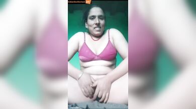 Muslim bhabhi pussy masturbation with squirt in live video