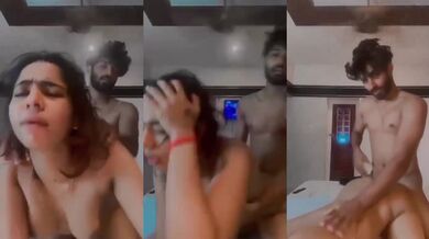 Gudiya bhabhi fucking with lover in doggy shot