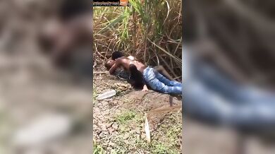 Desi girl caught fucking in sugarcane farm