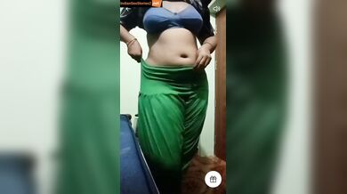 Tamil teen homemade boobs and pussy selfie