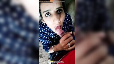 Innocent rajasthani girl sucking driver's big lund in mms video