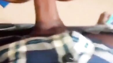 Desi bhai bahan hindi chut chudai video (really hot)