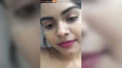 Kannada hot boobs and black pussy show by girlfriend