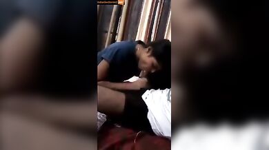 Punjabi speaking girl gets jaw pain with blowjob