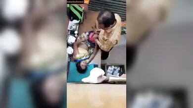 Gujarati doctor finger fucking patient bhabhi ji