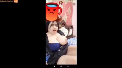 Muslim housewife Jara masturbation mms (Tanker boobs)