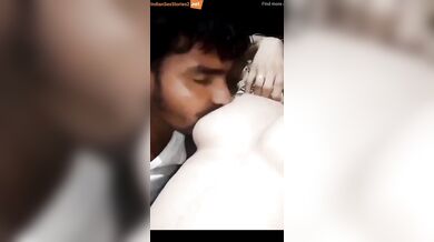 Pakistani bhabhi sucking with food delivery guy
