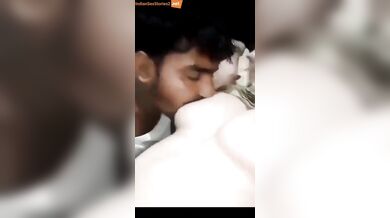 Pakistani bhabhi sucking with food delivery guy