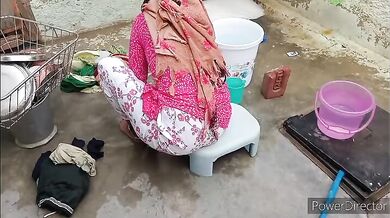 XXX gaand fucking bf of muslim kamwali lady and her boss