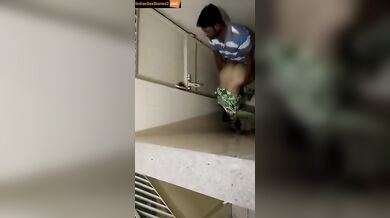 Desi nurse and ward boy caught fucking in toilet