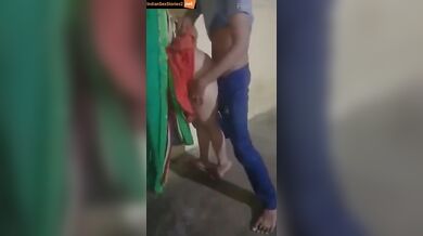 Young guy and hot bhabhi standing pose pussy fucking