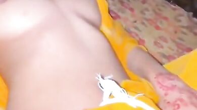 Chudakkad desi girl fingered before chudai