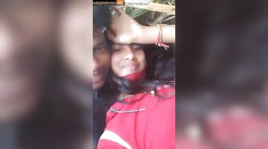 Young desi girl and boyfriend in jungle bf video