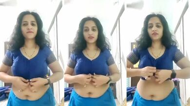 Mature telugu housewife strips blue blouse to show her boobs