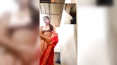 Desi girl doing live masturbation with faceboob friend
