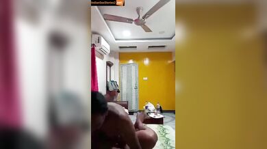 Budha boss fucking big boobs bhabhi in rented flat