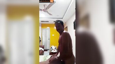 Budha boss fucking big boobs bhabhi in rented flat