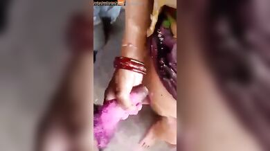 Sexy desi aunty and lover fucking on holi day