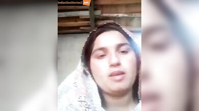 Baloch bhabhi full nude sex selfie with chut show