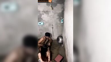 Pakistani viral toilet fucking Bhabhi new video