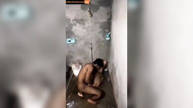 Pakistani viral toilet fucking Bhabhi new video