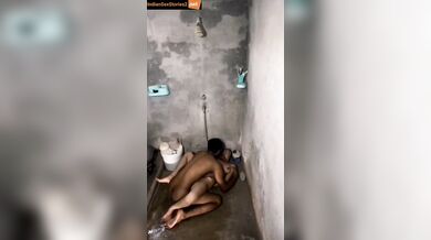 Pakistani viral toilet fucking Bhabhi new video