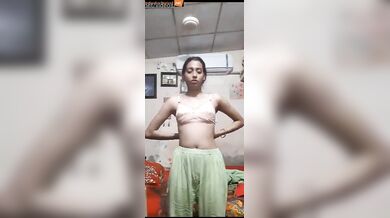 Nerdy college girl dress change naked viral video