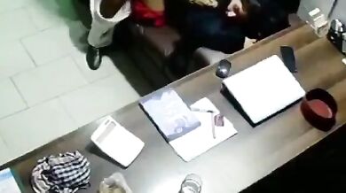 Big gaand hijabi kamwali banged in hotel CCTV footage